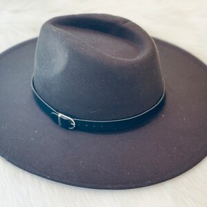 Fedora noir, Jazz en feutre masculin et féminin, chapeau d'hiver, chapeau à large bord femme, chapeau vintage Panama, chapeau à bord plat homme/femme, bord rigide, Sombreros image 10