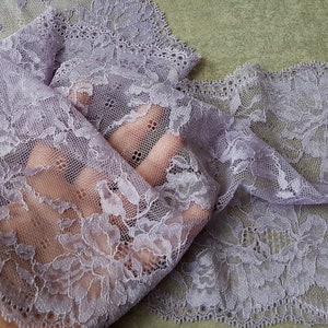 Pale Light Purple Stretch Lace, Wide Floral Elastic Lace Trim Apparel Intimate, 24 cm / 9.44&quot; Wide, Nr 530
