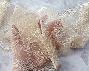 6.5 yards Beige Stretch Lace, Floral Elastic Lace Trim, Lingerie Lace width 17 cm / 6.7", Nr Q5096