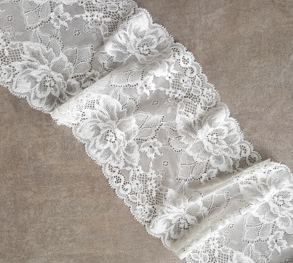 White Lace Trim, Nonelastic Wide Floral Lingerie Lace width 16 cm / 6.3", Nr Q1033