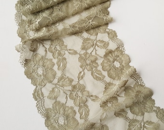 Lingerie met stretch kant, naaiwerk olijfgroen breed elastisch kant, 23,5 cm / 9,25", Q4049