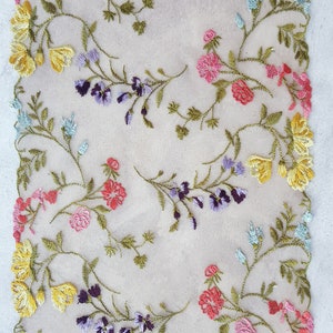 Bordure en dentelle de tulle brodée colorée, tissu en dentelle à mailles lumineuses non élastiques, soutien-gorge faisant de la dentelle, largeur 21 cm/8,26, Nr 734 image 4