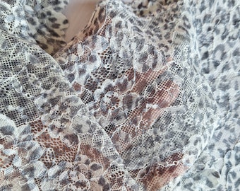 Animal print stretch lace trim, Wild cat skin printed elastic lace fabric width 20.5 cm / 8.07", Nr 799