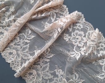 Beige Stretch Floral Lace Trim, Scalloped Galloon Edging for Lingerie, 24 cm / 9.4" Wide, Nr 082