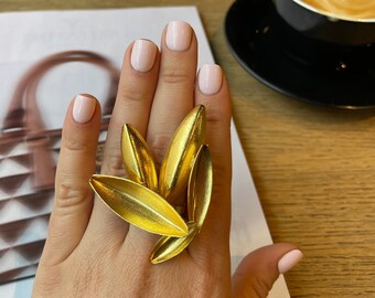 Statement Gold Leaves Ring Geometric Abstract Edgy Bold Leaf Big Large Modern Unique Unusual Contemporary Irregular Organic Matt Brushed Art