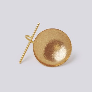 Gold Disc Statement Ring: Chunky Double Finger, Modern Geometric