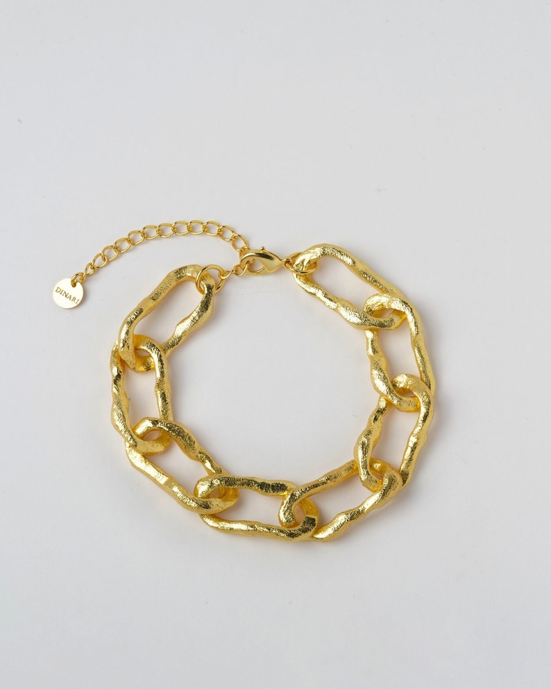 Bracelet chaîne épaisse surdimensionné épais bracelet chaîne en métal texturé Bracelet moderne et unique grand bracelet fait main Or