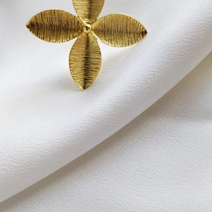 Flower Leaf Gold Ring Big Statement Textured Large Unique Brushed Matt Contemporary Modern Bold Geometric Unique image 7