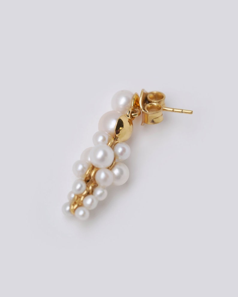 Bridal Pearl Cluster Earrings Pearl Chandelier Earrings Wedding Pearl Cluster Earrings Minimalist Unique Unusual Modern Statement Dangle image 4