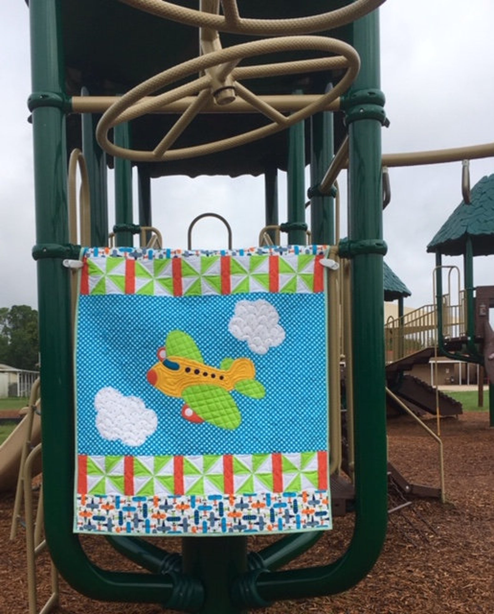 Airplane in Clouds Baby Quilt Pattern - Etsy