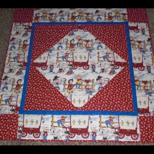 Amish Diamond Baby Quilt image 10