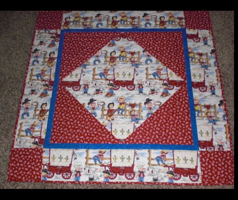 Amish Diamond Baby Quilt image 10