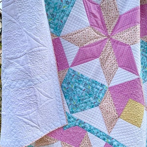 Tulip Rose of Sharon Quilt Pattern image 4