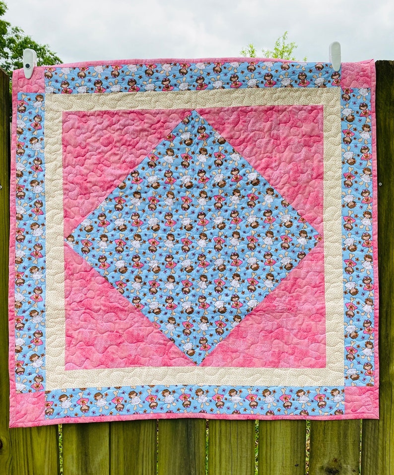 Amish Diamond Baby Quilt image 3