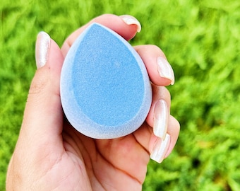 Velvet Blue Make-up-Kosmetik-Schwamm - Weich, Samt, Blau, Make-up-Schwamm, Beauty Blender, Vegan, Grausamkeitsfrei, Hohe Qualität, Mischen, Grundlage