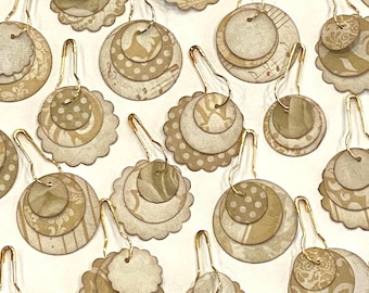 小さな金色のジャンクジャーナルダングル、スクラップブッキング、エフェメラ