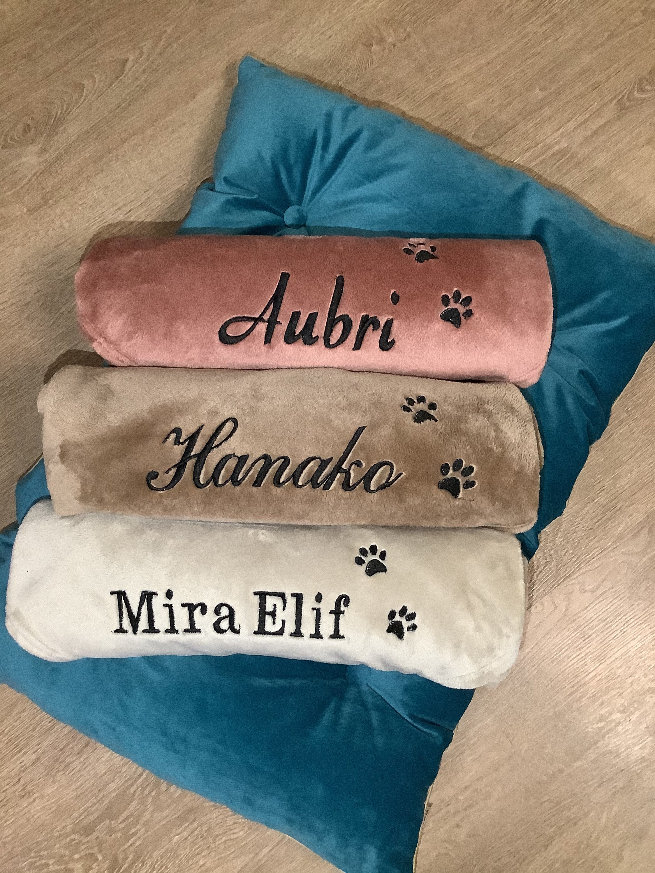 Personalisierte Haustierdecke - Flanell Decke Mit Namen Bestickt