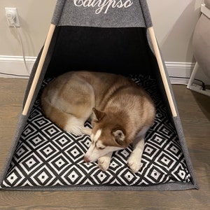 Teepee 36&quot;, 39&quot;, 43&quot;,46&quot;, XL, Large Dog bed pet dogs bed indoor house kennel grey puppy tent personalized pet Teepee, covered bed large