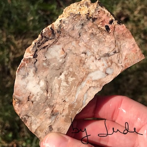 Pale beige and white jasper