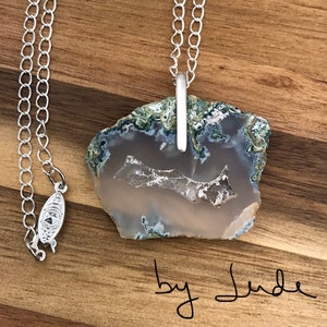 Moss agate pendant with exposed druzy pocket on 17 inch silver plated chain with box clasp