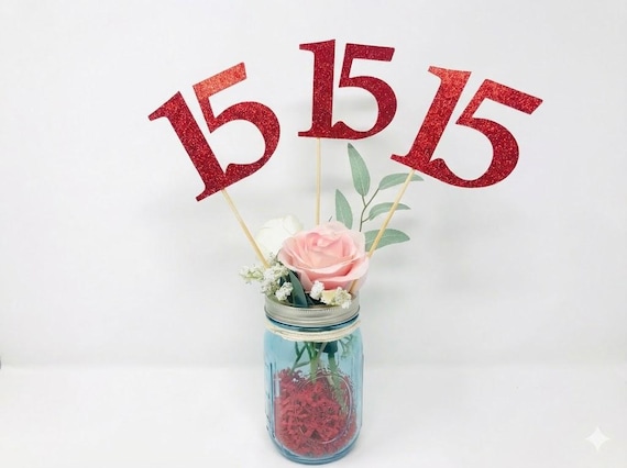 Birthday Centerpiece, 15th Anniversary, 15th Celebration, 15th Birthday,  Quinceañera, Class Reunion, class of 2010, Quince Años Numero