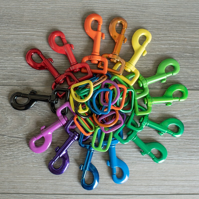 Add Colored Hardware to your IWAT Collar