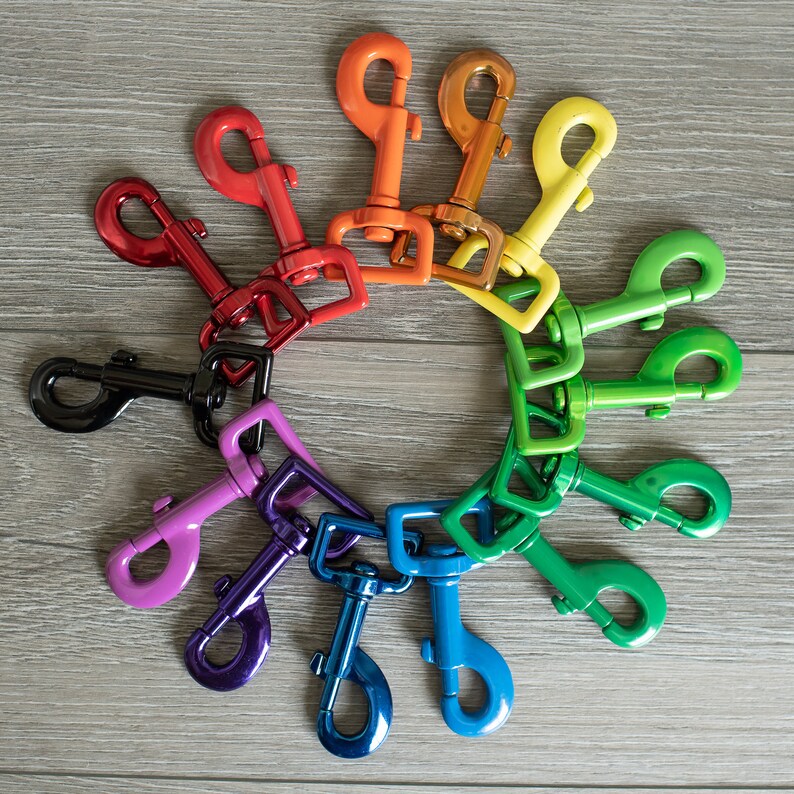 Add Colored Hardware to your IWAT Collar