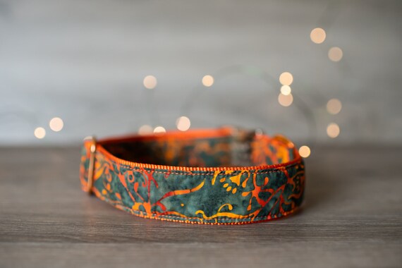 Lava Coming Out Batik Collar