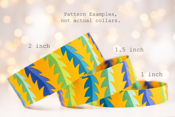 Toothy Fern Leaves in Blues and Greens on a Sunflower Background: Collars and Leashes