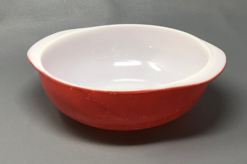 Vintage Ovenware Pyrex Casserole Dish Oven-to-Table Service in Vintage Kitchenware