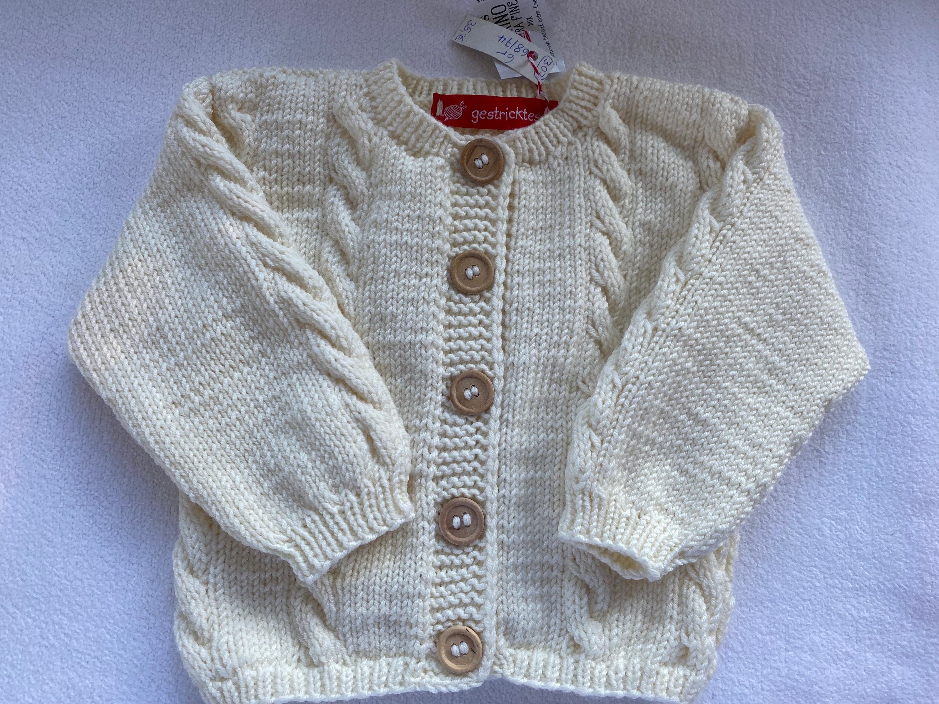 Babyjacke 68/74 in naturweiß mit Zopfmuster aus reiner