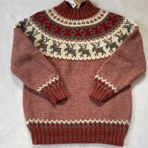 Norwegian sweater size 134/140 for girls made of pure new wool with alpaca, hand-knitted