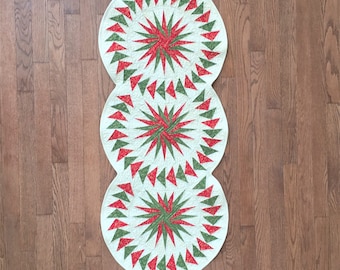 Christmas Table Runner, Holiday Table Runner, Christmas Decor, Holiday Decor, Quilted Christmas Table Runner, Seasonal Table Runner