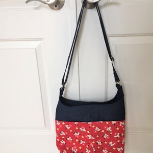 Denim Adjustable Strap Purse, Floral Print Purse, Floral Print Handbag, Floral Print Shoulder Bag, Denim Handbag, Denim Shoulder Bag
