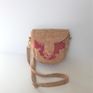 Cork Mini Purse, Cork Crossbody, Cork Shoulder Bag, Adjustable Strap Cork Bag, Floral Print Purse, Floral Print Handbag, Cork Mini Purse