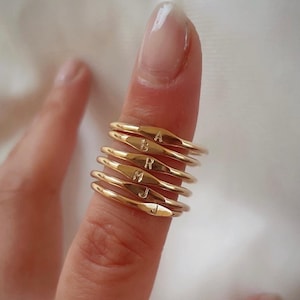 Gold signet ring, gold ring, signet initial ring, dainty ring, stackable ring, minimalist ring