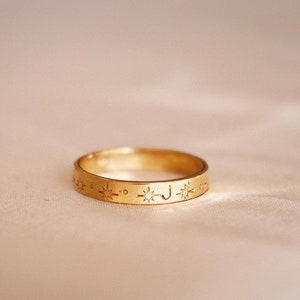 Ring Galaxie, Initialring, Sternring, personalisierter Ring, Stapelring, Bandring, zierlicher Ring, minimalistischer Ring