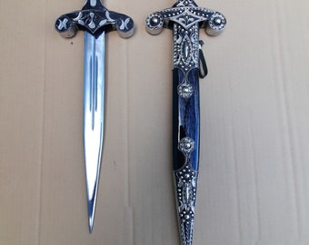 手作りの短剣。（米国のみ発送） - Etsy 日本