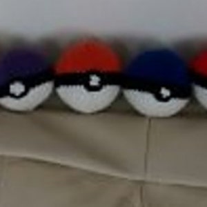 Fun Knit Pokeballs   knitting pattern pdf file.  made on 2 needles stuffed  and sewn together pdf file only