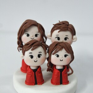 Custom family gift figurine, personalized family portrait figure, cake topper, father mother son daughter, 3D statue doll from photo
