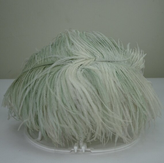 Mid Century Ladies Ostrich Feather Hat
