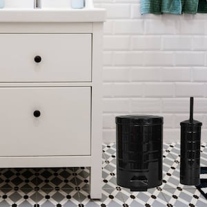 French Country Bathroom Trash Can, Colorful Metal Bin And Toilet Brush Holder