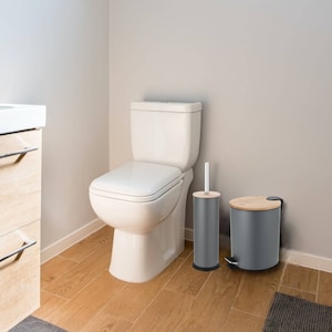 5 Liter Metal Bathroom Trash Can With Bamboo Cover, Scandinavian Style Bathroom Decor