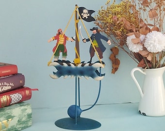 Slinger metalen piraat hekwerkscène, vintage speelgoed, Never Neverland thema doopdecoraties