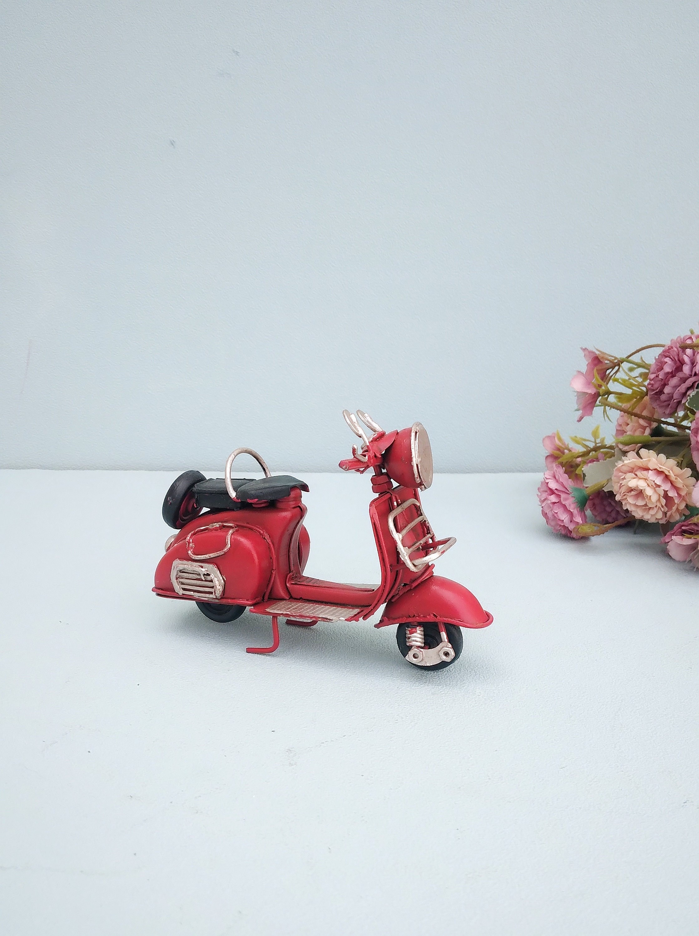 Vespa scale model - Etsy 日本