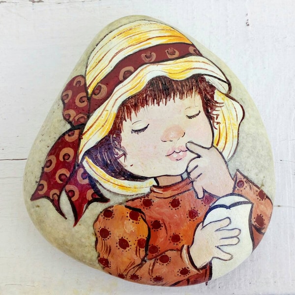 Roca pintada de Sarah Kay, arte de guijarros pintados a mano