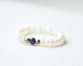 Elastic ring of beads and sapphire, healing stones, boho, gemstones, stacking rings
