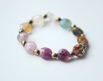 Elastischer Ring aus bunten Turmalinen, Heilsteine, boho, Edelsteine