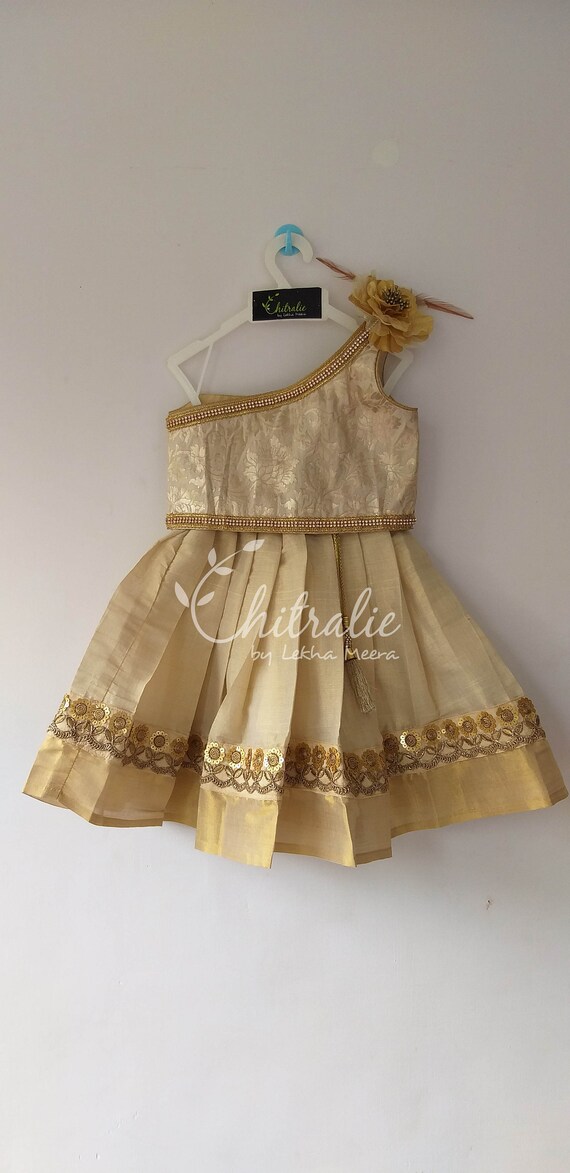 kasavu frock for babies