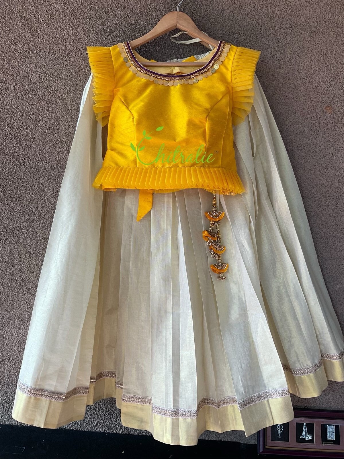 Buy Kerala Gold Kasavu Skirt With Yellow Raw Silk Bak Tied Online in India - Etsy Buy Kerala Gold Kasavu Skirt With Yellow Raw Silk Bak Tied Online in India - Etsy
